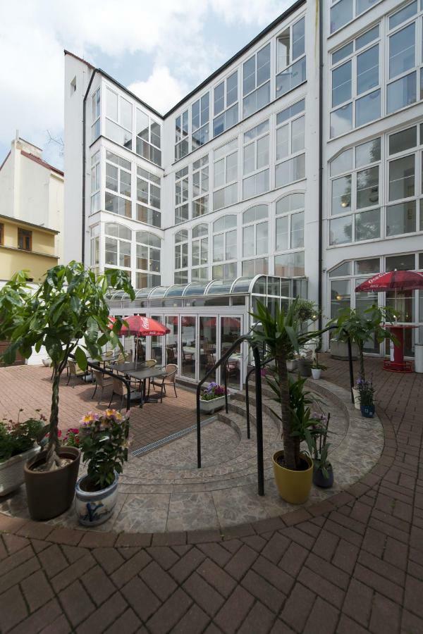 פראג Eurowings Hotel מראה חיצוני תמונה